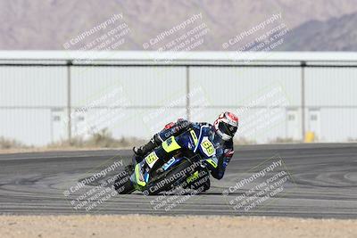 media/Jan-15-2026-Racers Edge (Thu) [[dfebeb70ab]]/2-A Group/Session 3 (Turn 16)/